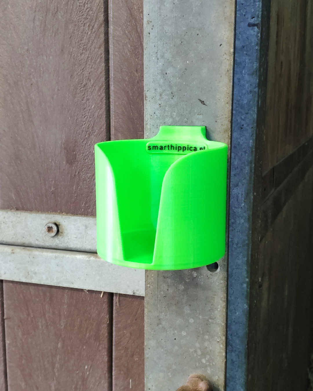 SmartHitch Cup Holder - magnetyczny uchwyt stajenny na napój - obrazek 11